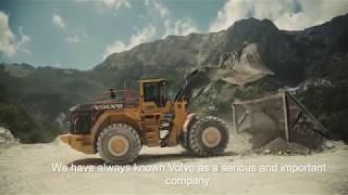 VolvoCE L350H Carrara Block Handling