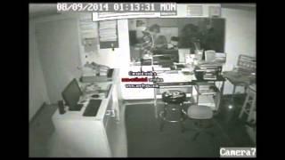 Thief Burglarizing A Casper Business Caught On Camera