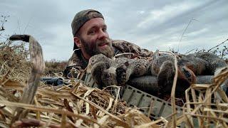 A Limit Of Ducks From A Kayak On A Creek! || Iowa Duck Hunting