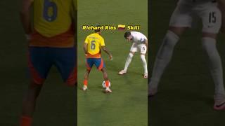 Richard Rios  simple and effective football skill 