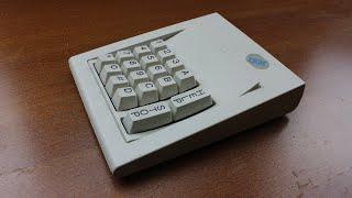 IBM Screen Reader Keypad review (buckling springs)