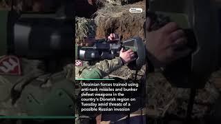 Ukrainian Forces Train in Donetsk Amid Threats of Russian Invasion