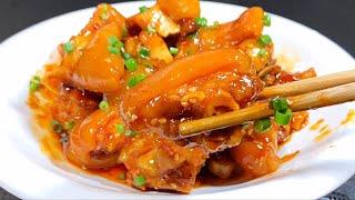 This is the most delicious way to make sweet and sour pig's feet. Do two more steps, full of collage