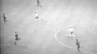 Bobby Charlton-Great Strike