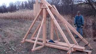 trebuchet catapult throwing pumpkin