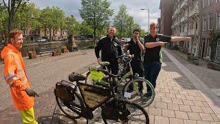 We return it to its owners: All these objects in the canal in Amsterdam!