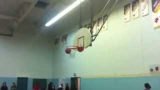 Axion sport saint-hubert Lynx dunking