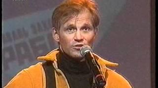 Сергей Бородин - Лыжи на старте стоят.