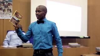 Lindokuhle Mnisi speaking at the Sandton Library