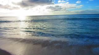 Peaceful Pacific. Power of Mother Nature.  Banzai Pipeline.