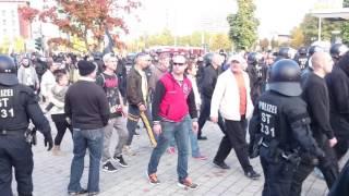 Demo der Neonazi-Partei "Die Rechte" in Halle