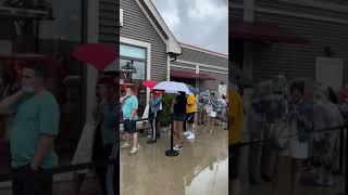 Labor Day weekend…. Rain can’t stop shoppers