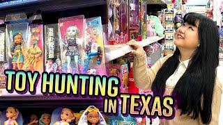 TOY HUNTING in Texas - Yup! Still shopping for dolls on a Family Vacation! 