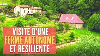 REPORTAGE Ils vivent dans une FERME #AUTONOME et RESILIENTE depuis 9 ans