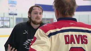 Texas Outdoors: KENS 5's Barry Davis skates along with UTSA's new hockey team