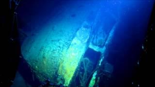 1007 feet (307m) deep dive with manned submersible