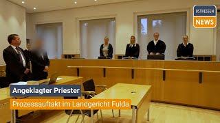 Prozess gegen katholischen Pfarrer startet: Missbrauch ohne Körperkontakt