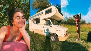 Dream or nightmare? First month living in my 33 year old Camper Van RV  