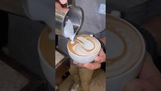 Latte art practice #coffee art#latteartist #coffeeart