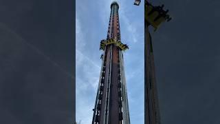 Dieser Drop!  | Wagst du den freien Fall? | #short #freefall #tower #ride