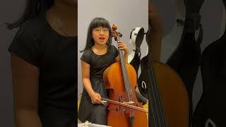 The useless thumb? or helpful thumb! #cute #cello #celloshorts #cellolove #celloteacher