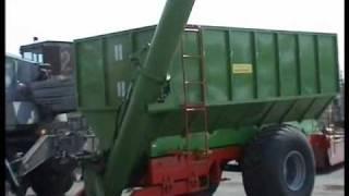 Бункер накопитель перегружатель со складным шнеком для перегрузки зерна