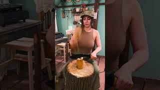 Crafty Candle Pouring: A DIY Adventure with Nature! ️