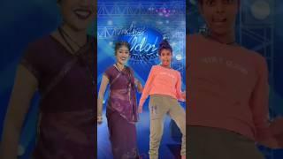 #bhojpuri #dance Kamar up kamar down ranjita kumari and Priya sohani gayi #india idol #viralshort