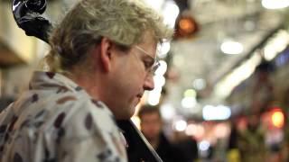 Sean Grissom - The Cajun Cellist : The Back Of The Busk