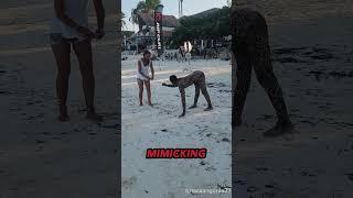 This Guy Can Walk Like A Crab
