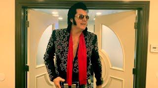 Elvis has Entered the Building | Graceland Wedding Chapel, Las Vegas