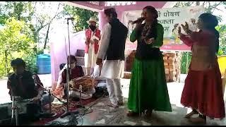 Bimla Verma (Dev Kala Manch) Performing pahadi song|| Thekedaarniye Pahadi song