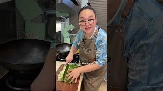 我家开饭店的时候；桌桌B点的一道菜！ #我的厨房日记 #跟抖音学做菜 #美食教程 #凉拌苦菊 #凉拌菜
