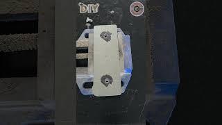 DIY cutting the threads by hand with a turning iron #diy #steel #steelwork #fun #enjoyment