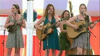 Della Mae - Big Spike Hammer (Hey, Hey, Della Mae) - Grey Fox 2011