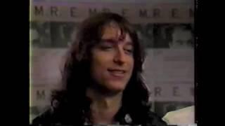 R.E.M. 1986 - 'Pageantry' (Peter Buck & Mike Mills interview)