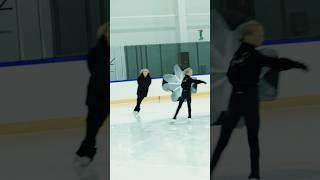 parachute skating  #figureskating #skatingvideos #skatingskills #skating #フィギュアスケート #花式滑冰 #onice