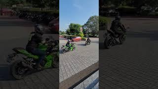 ZX10R #youtubeshorts #r15v4 #trendingshorts #viral #viral #bike #praveenjadaunvlogs