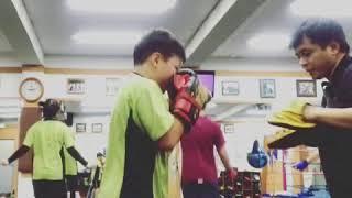 KOREA KM BOXING CLUB MITTS WORK OUT TO MY YOUNG KIDS