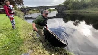 Robert Twigger builds a coracle as part of Wigtown Book Festival 2022