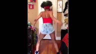 Chick twerkinn.mp4