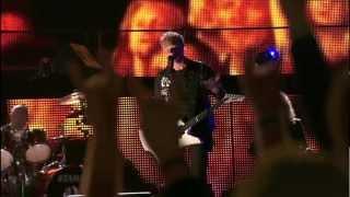 Metallica - James Hetfield, Crowd and Guitars in Amazing Harmony - HD (Rock In Rio)