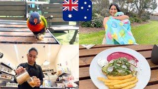 I GOT A NEW JOB | A DAY AT MY NEW JOB IN AUSTRALIA | The Oodie