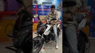 Taking delivery of New Bajaj Pulsar NS 200  #shorts #ytshorts #automobile #trendtoreview #ns200