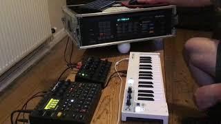 Oberheim Matrix 6r / Matrix 1000 with stereoping controller