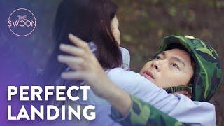 Son Ye-jin crash lands onto Hyun Bin | Crash Landing on You Ep 1 [ENG SUB]