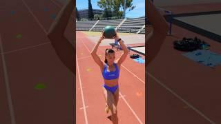 BET YOU CANT DO THIS WITHOUT DROPPING THE BALL..  #running #track #athletics #sport #motivation