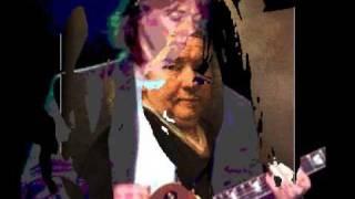SNOWY WHITE - Melting