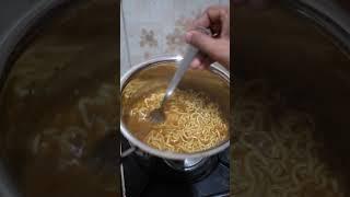 Sister VS Me | Eating Maggi Ramen Bowl    Behno ki NokJhok #shorts #comedy #funny #maggi #foodies