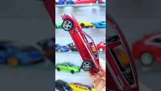 Diecast Car Model Review in 60 Seconds!  | Quick Look at Features & Details